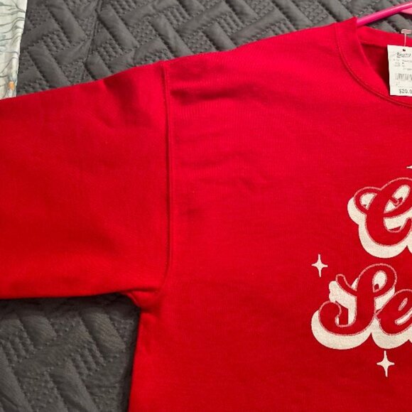CHRISTMAS CROPPED SOFT SWEATSHIRT RED LOOSE FITTING 60% OFF! NWT LARGE - Picture 9 of 10